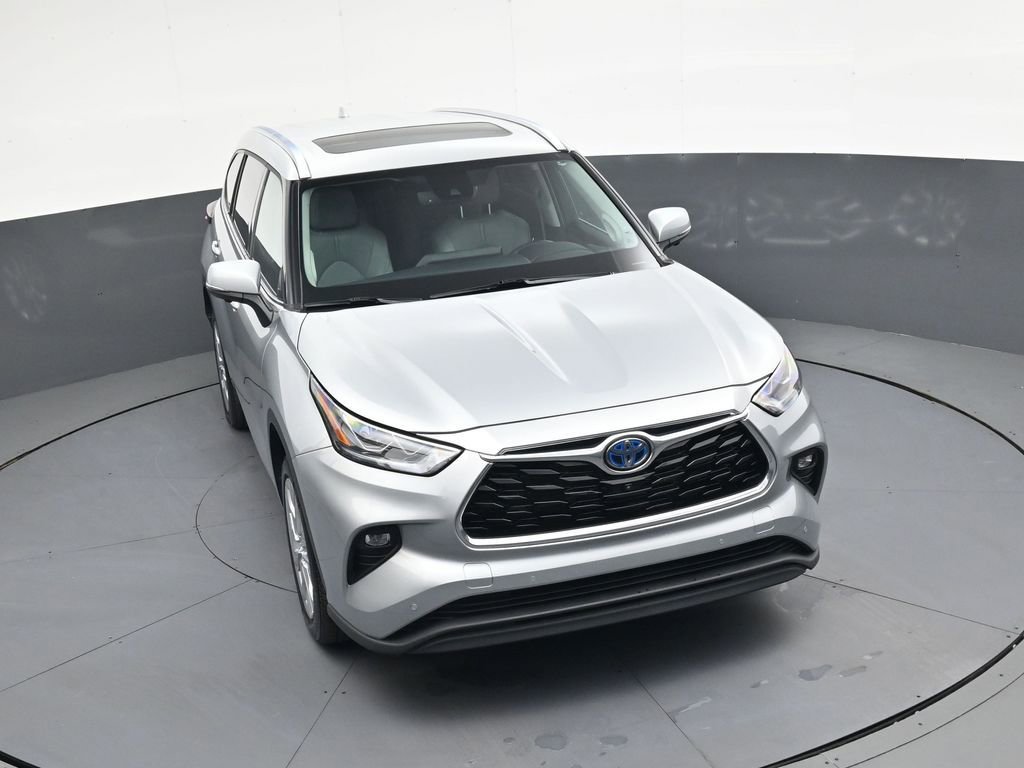 Used 2023 Toyota Highlander Limited image 25