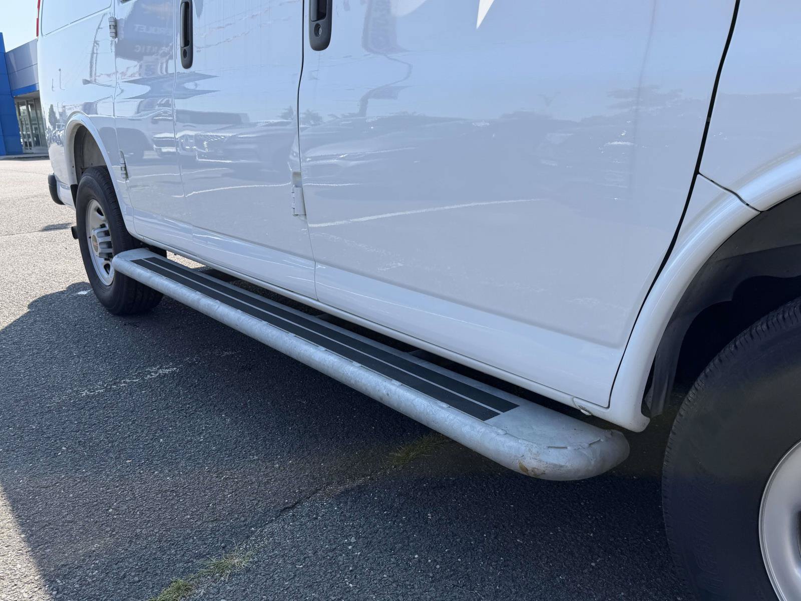 Certified 2025 GMC Savana 2500 w/ Driver Convenience Package RWD image 8