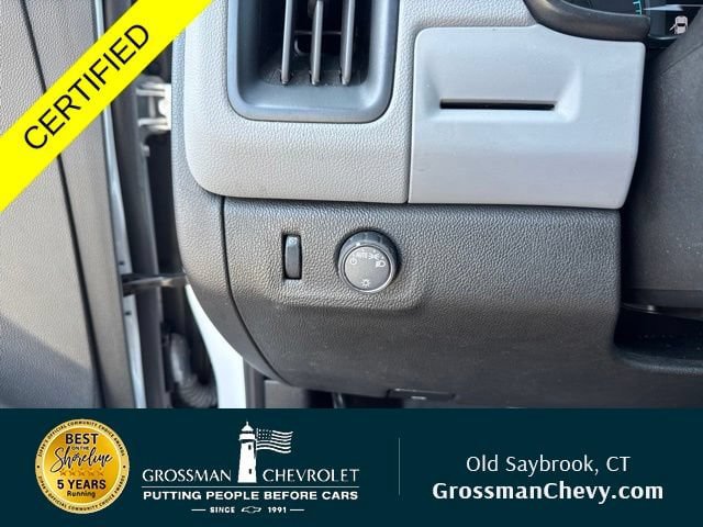 Used 2022 Chevrolet Colorado W/T w/ Custom Special Edition RWD image 7