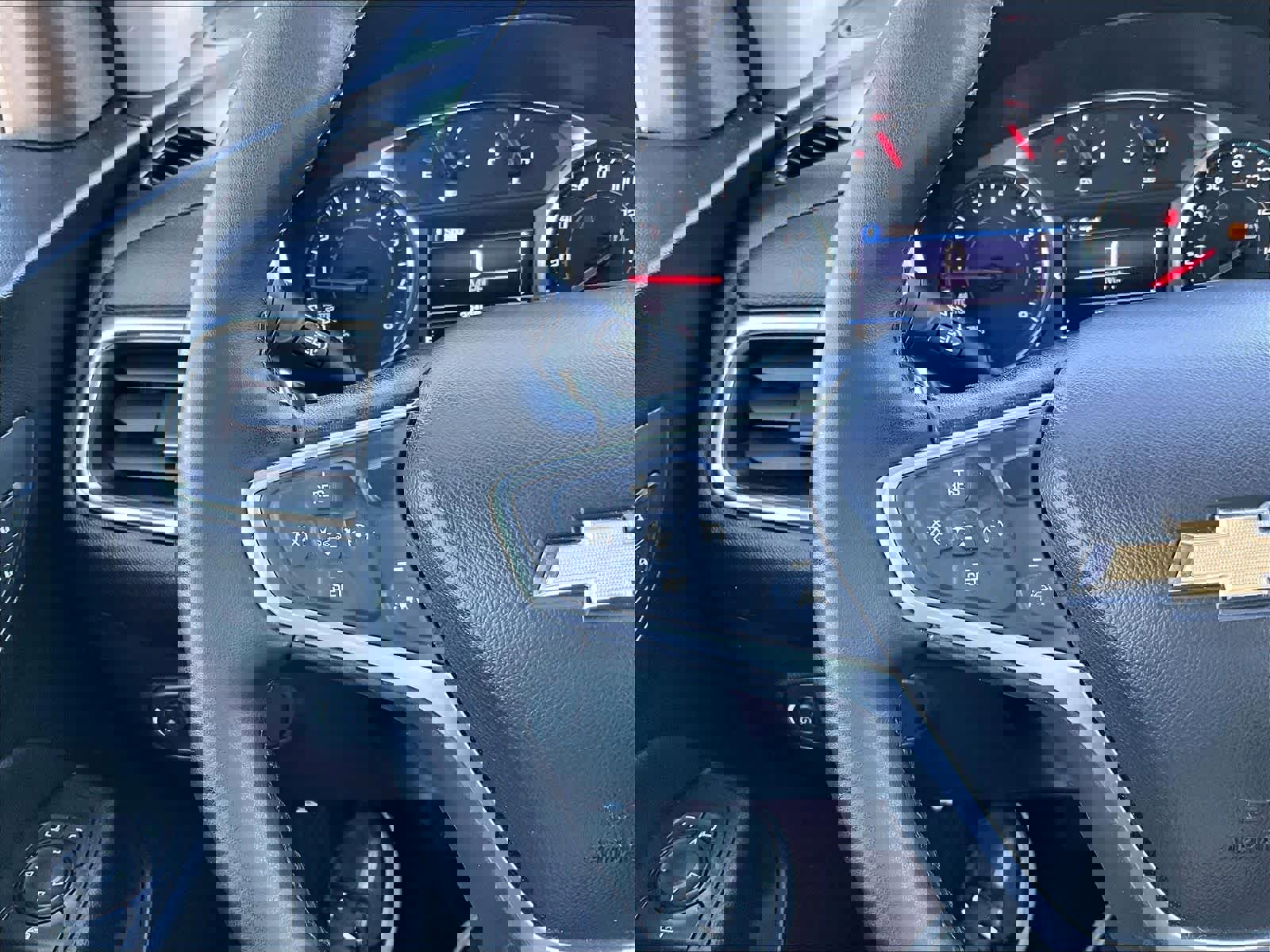 Used 2023 Chevrolet Equinox LT AWD/4WD image 22