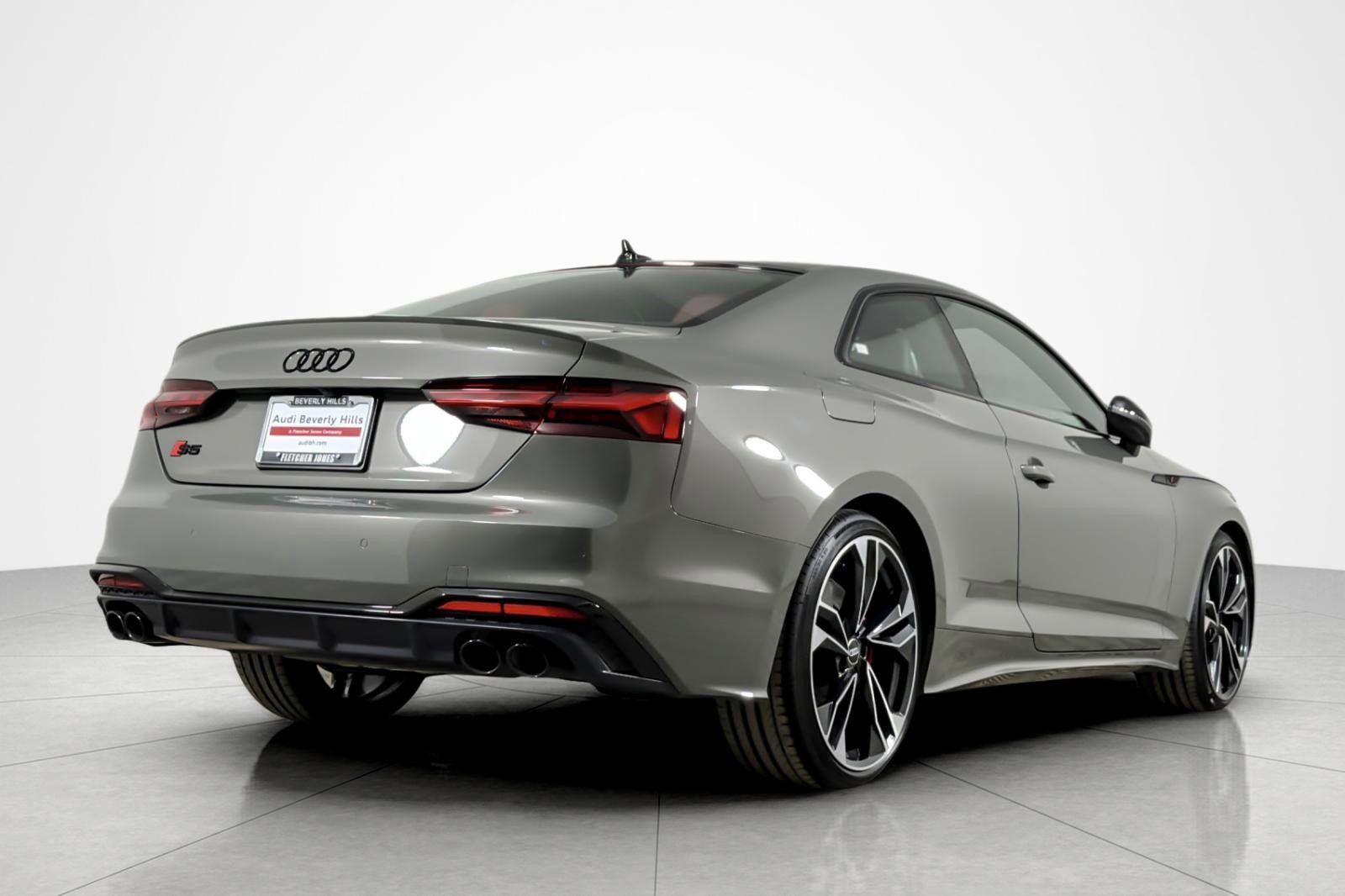 Used 2023 Audi S5 Premium Plus w/ Premium Plus image 5