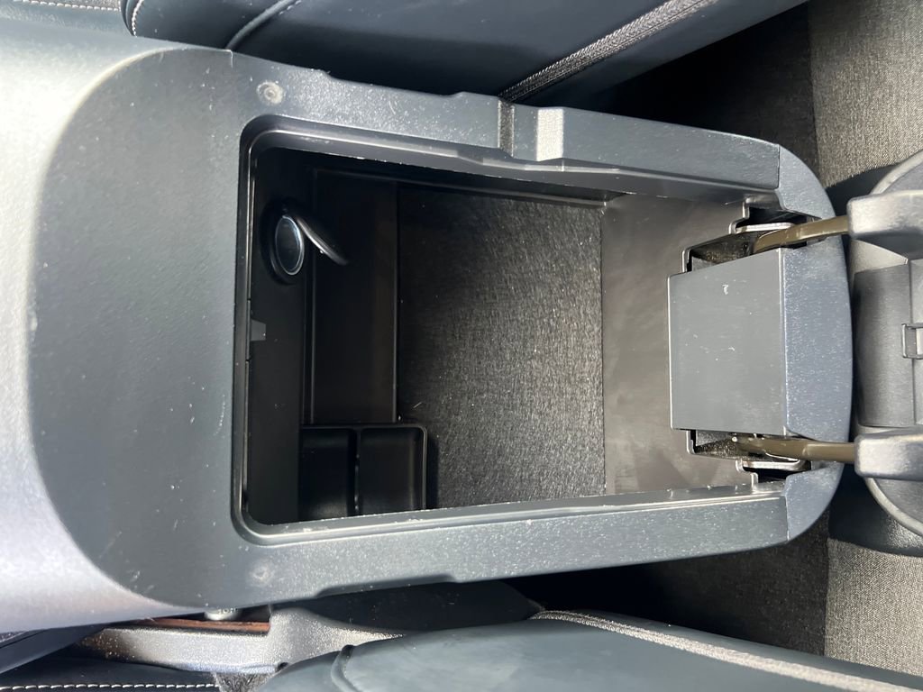 Used 2024 Ford Mustang Convertible image 25