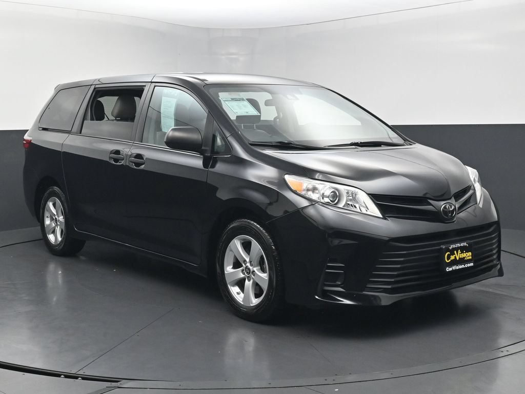 Used 2020 Toyota Sienna L FWD image 7