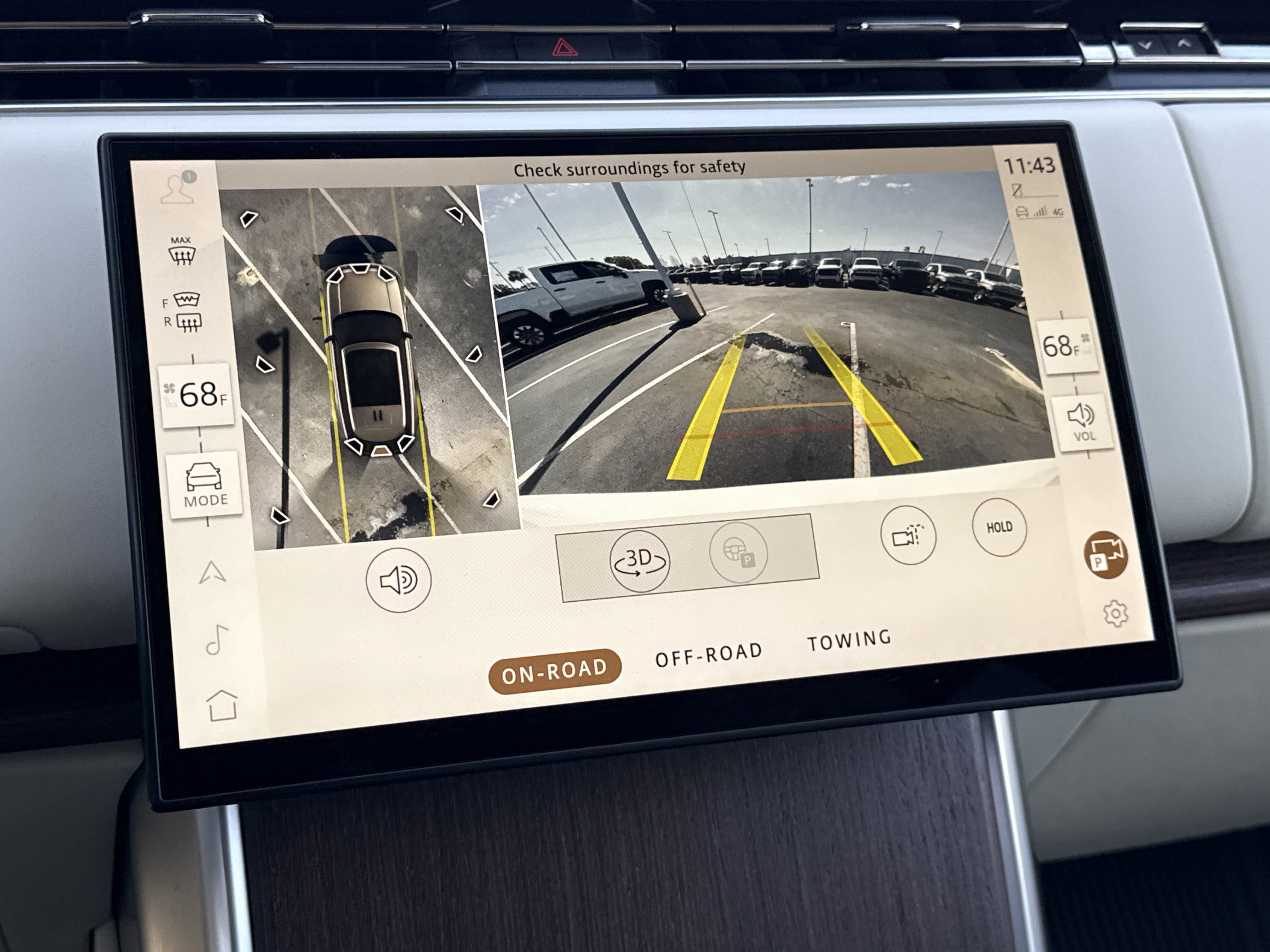 Used 2024 Land Rover Range Rover SE image 37