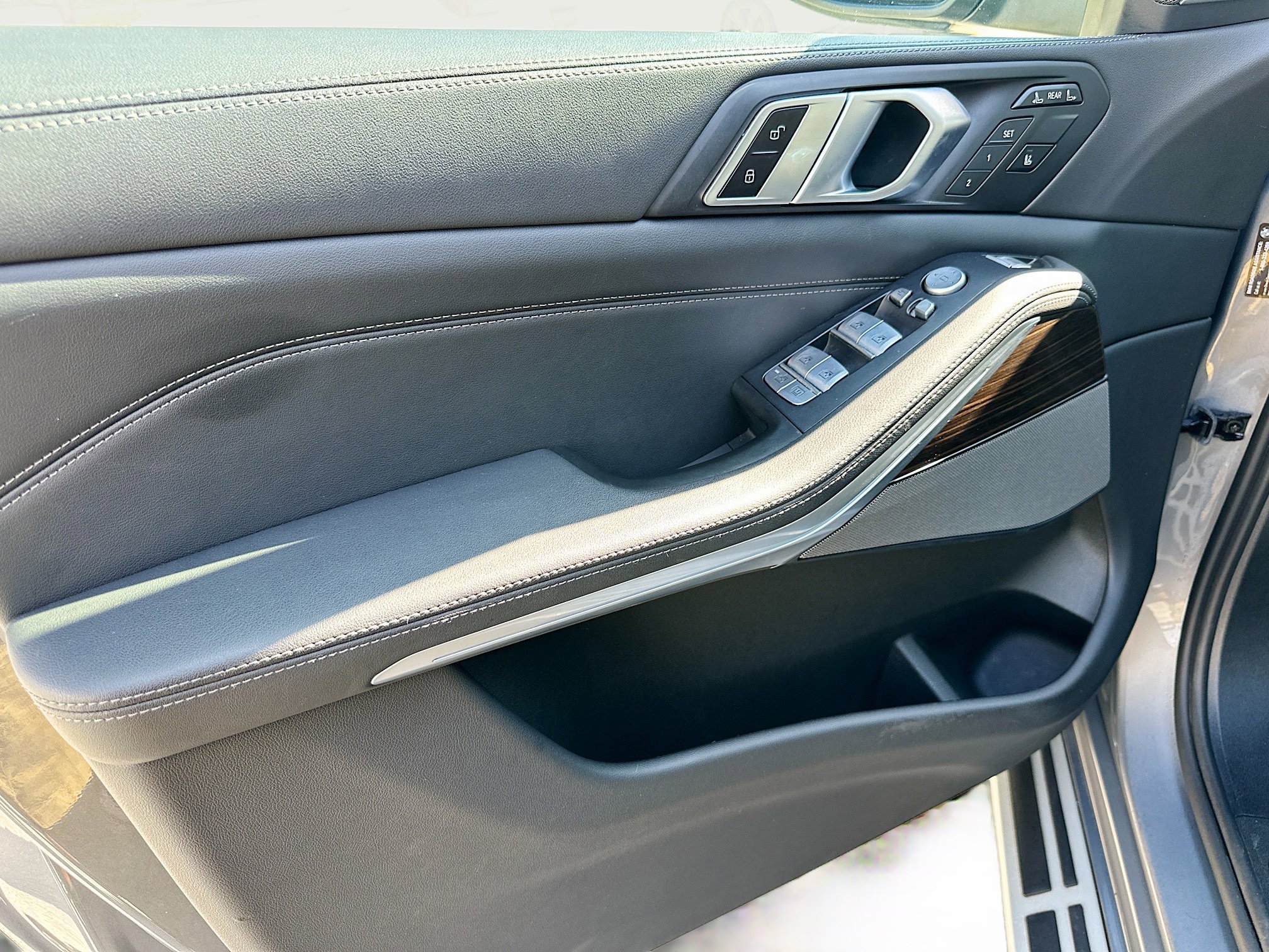 Used 2024 BMW X7 xDrive40i image 19