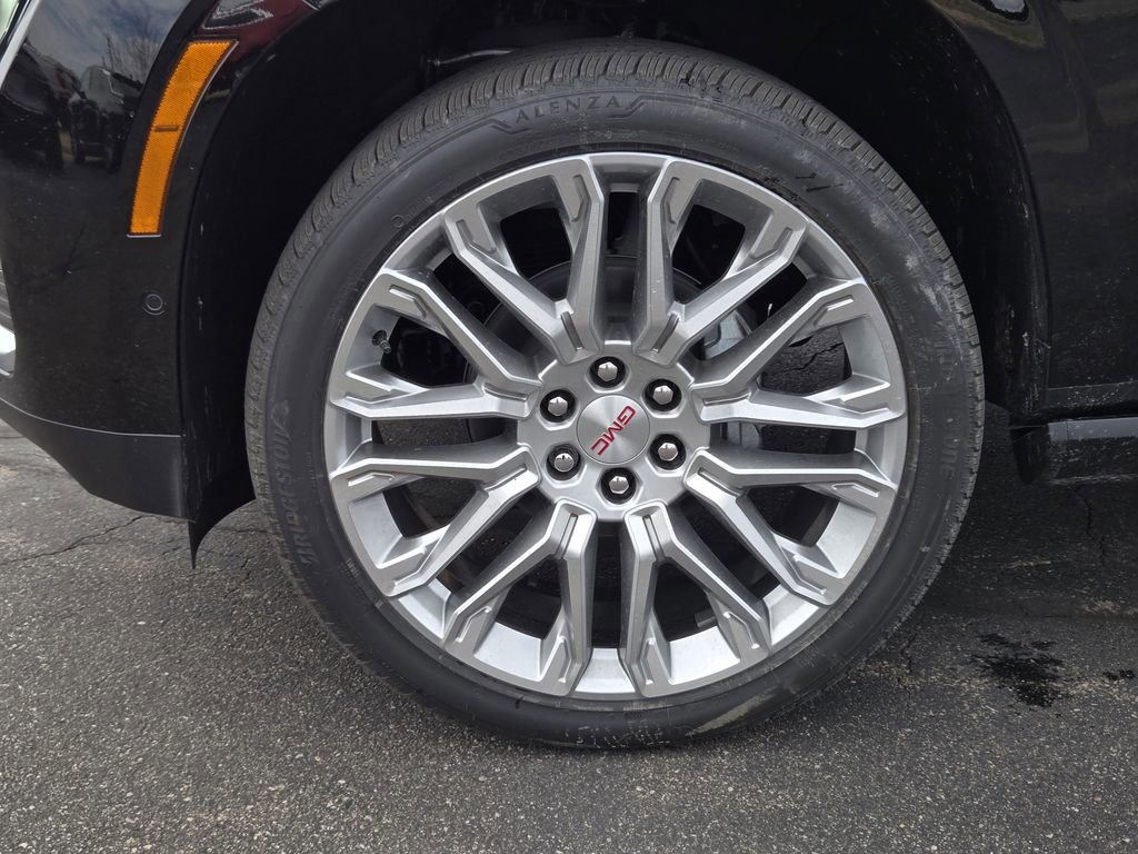 New 2026 GMC Yukon XL Denali w/ Denali Reserve Package image 7