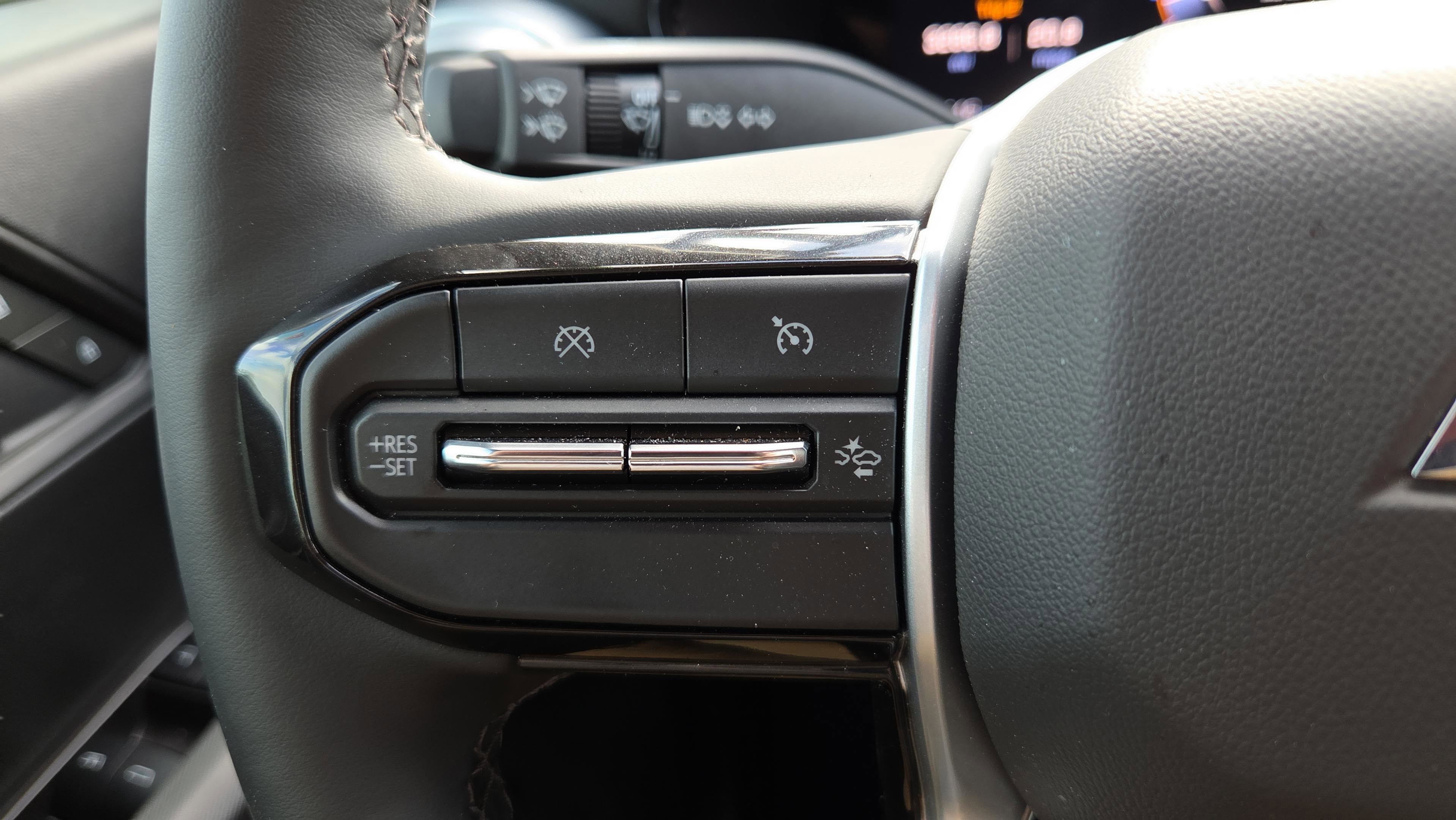 New 2025 Chevrolet Colorado LT w/ LT Convenience Package image 26