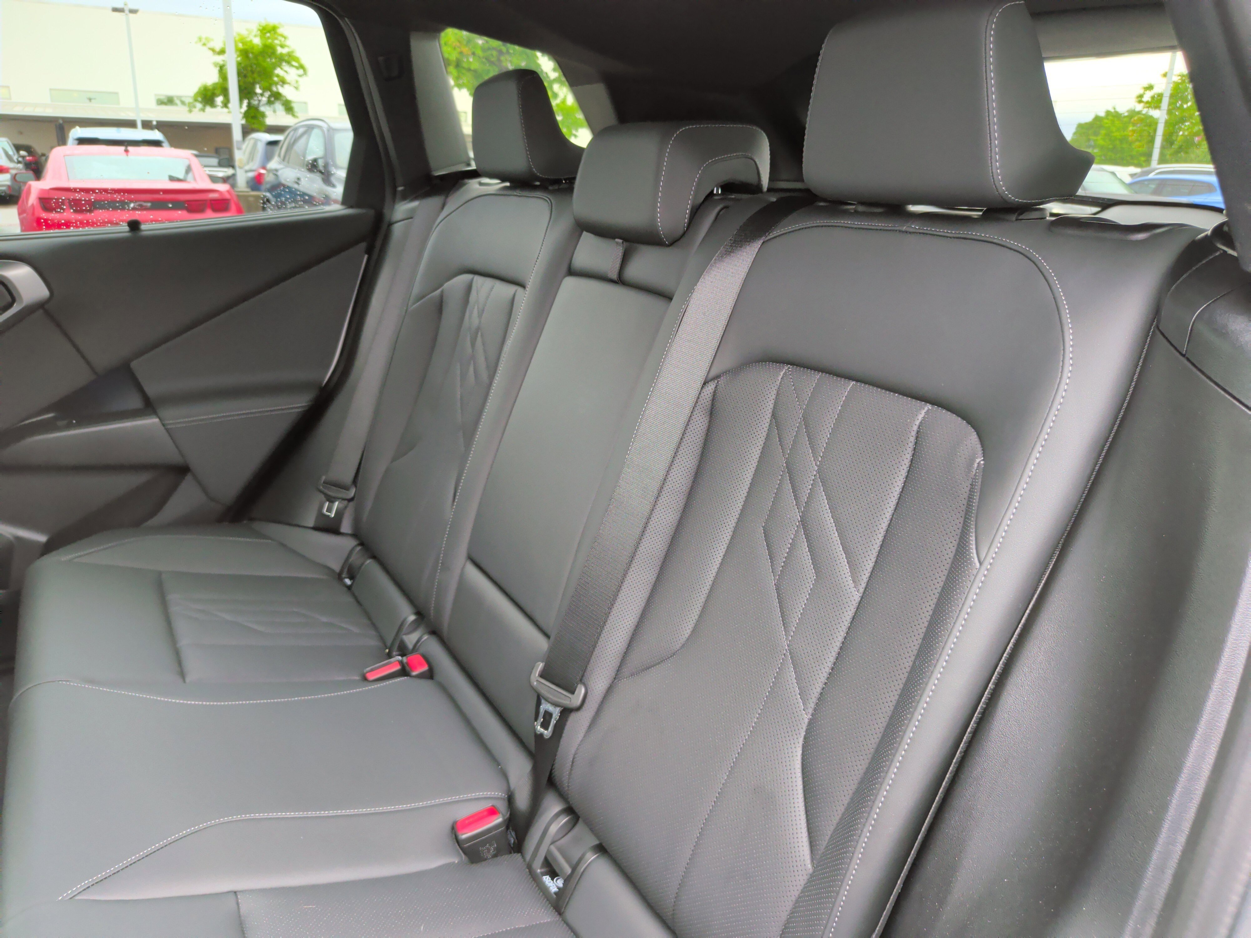 Certified 2025 BMW X3 M50 w/ Premium Package image 34