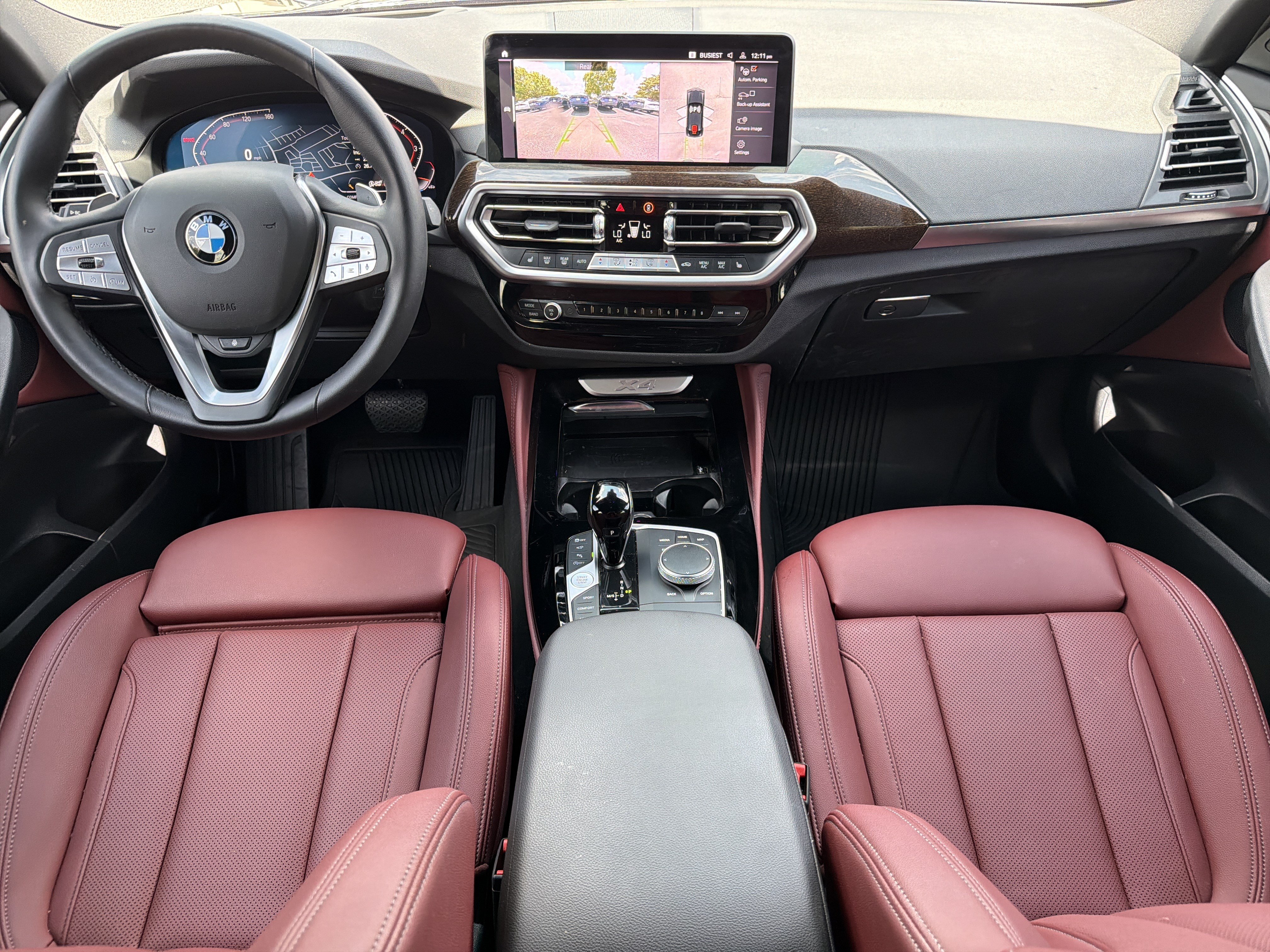 Used 2024 BMW X4 xDrive30i w/ Premium Package AWD/4WD image 3