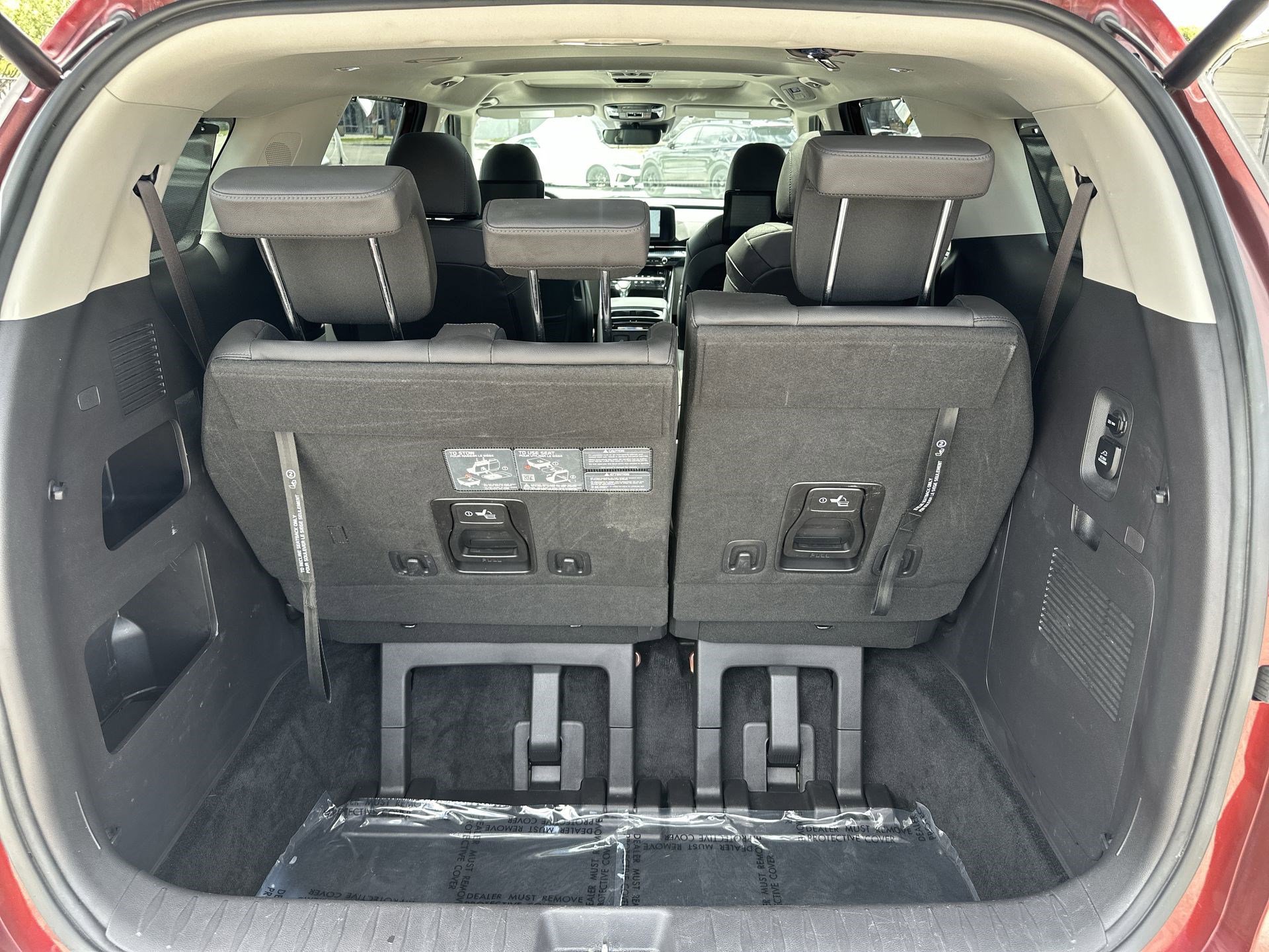 Certified 2024 Kia Carnival SX Prestige image 20