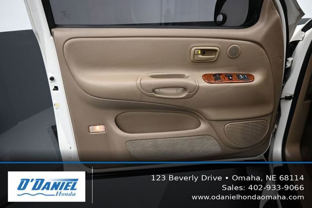 Used 2000 Toyota Tundra Limited RWD image 23