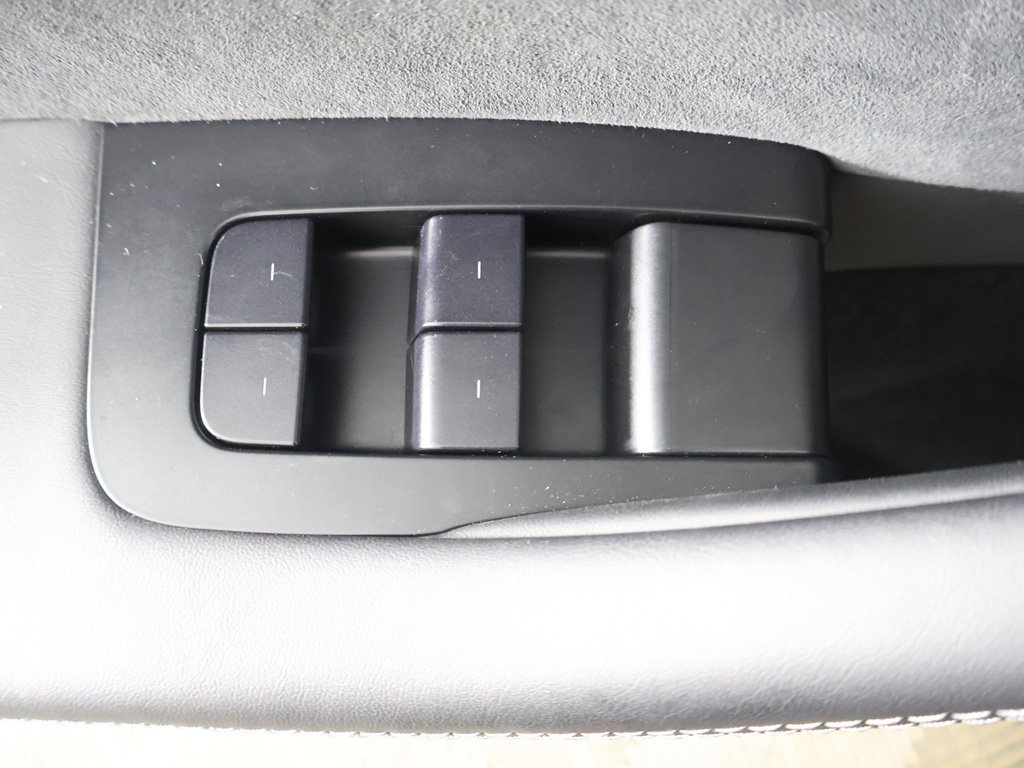 Used 2024 Tesla Model 3 Long Range AWD/4WD image 38