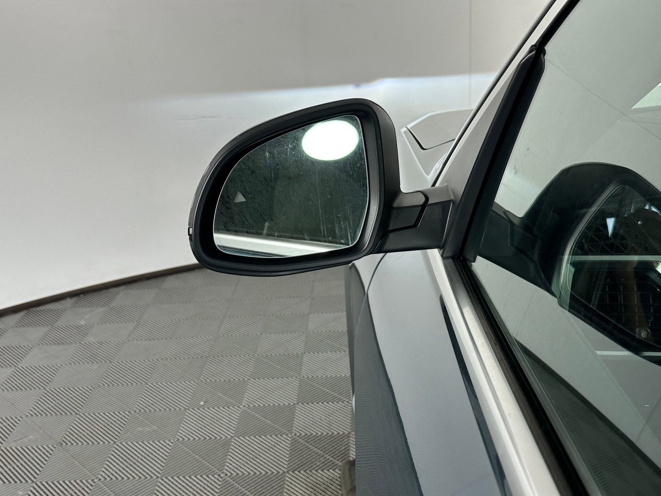 Used 2026 BMW X5 sDrive40i RWD image 21