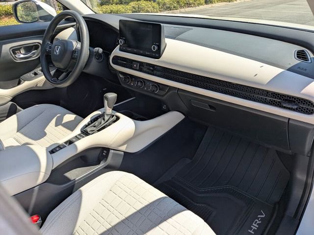 Certified 2024 Honda HR-V LX image 38