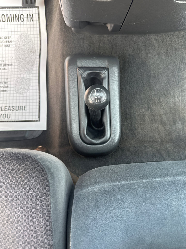 Used 2005 Dodge Ram 1500 Truck SLT w/ Quad Cab Big Horn Value Group image 21