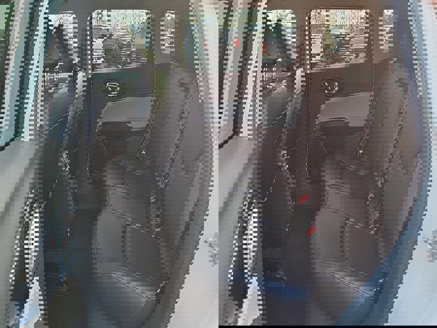 Used 2022 Jeep Compass Limited image 24