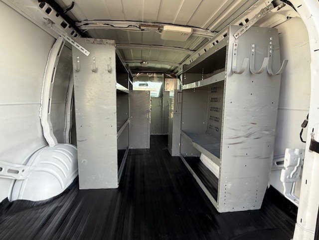 Used 2013 Chevrolet Express 2500 image 15