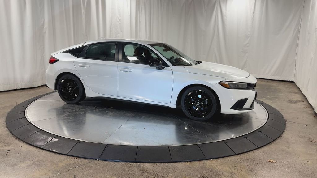 Certified 2022 Honda Civic Sport image 2