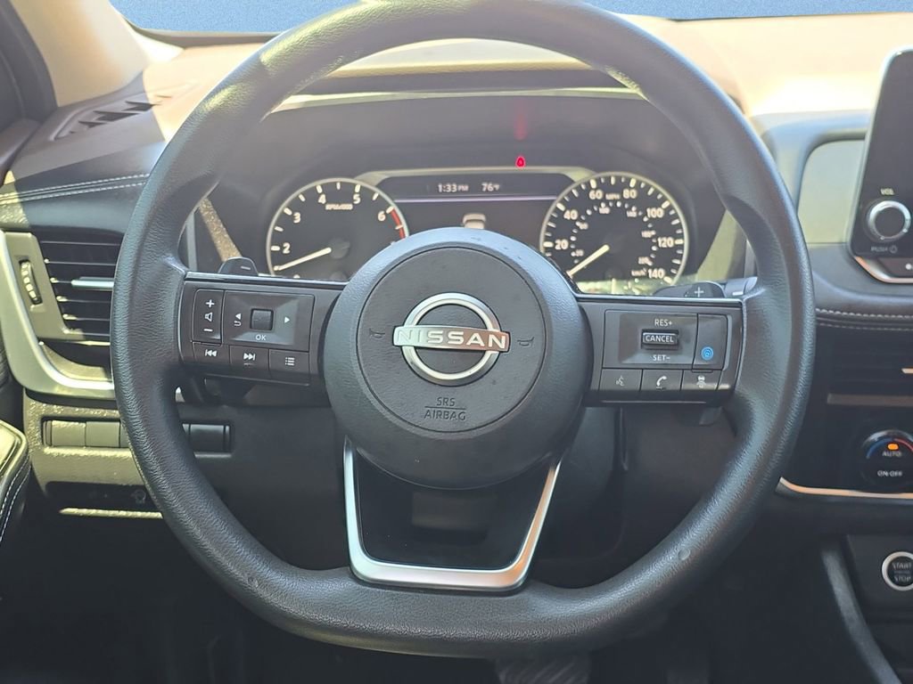 Used 2023 Nissan Rogue SV FWD image 13