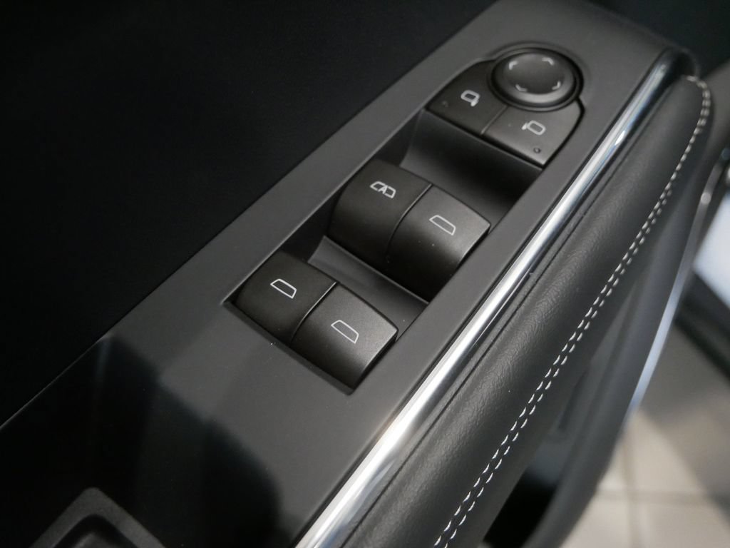 New 2026 GMC Acadia Elevation w/ Elevation Premium Package AWD/4WD image 9