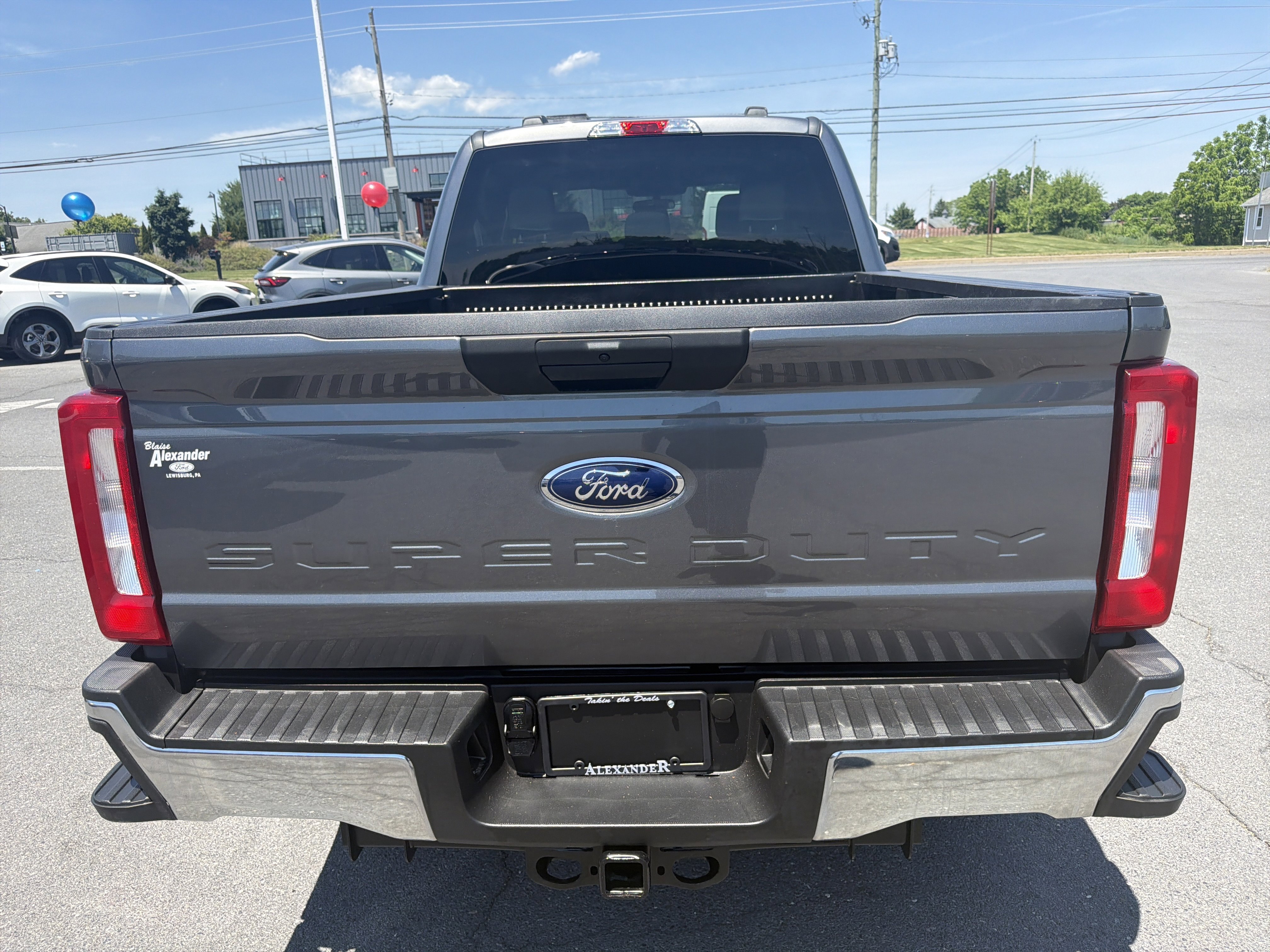 Used 2025 Ford F250 XLT AWD/4WD image 4