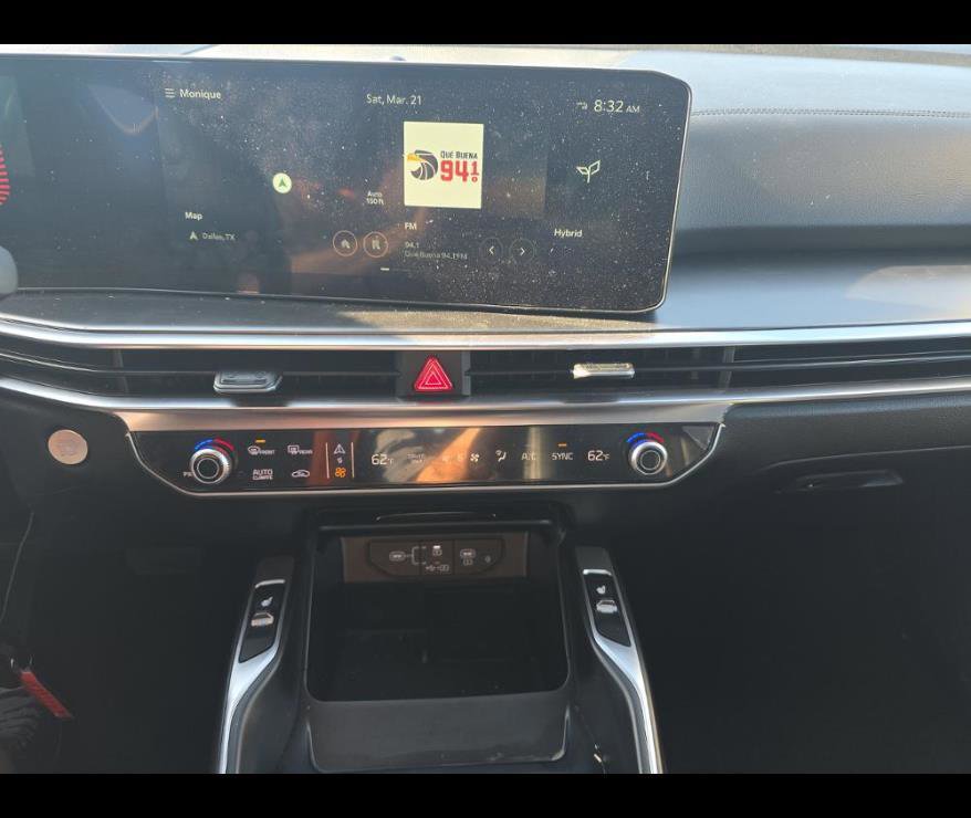 Used 2025 Kia Sorento EX w/ EX Panoramic Sunroof Package FWD image 5