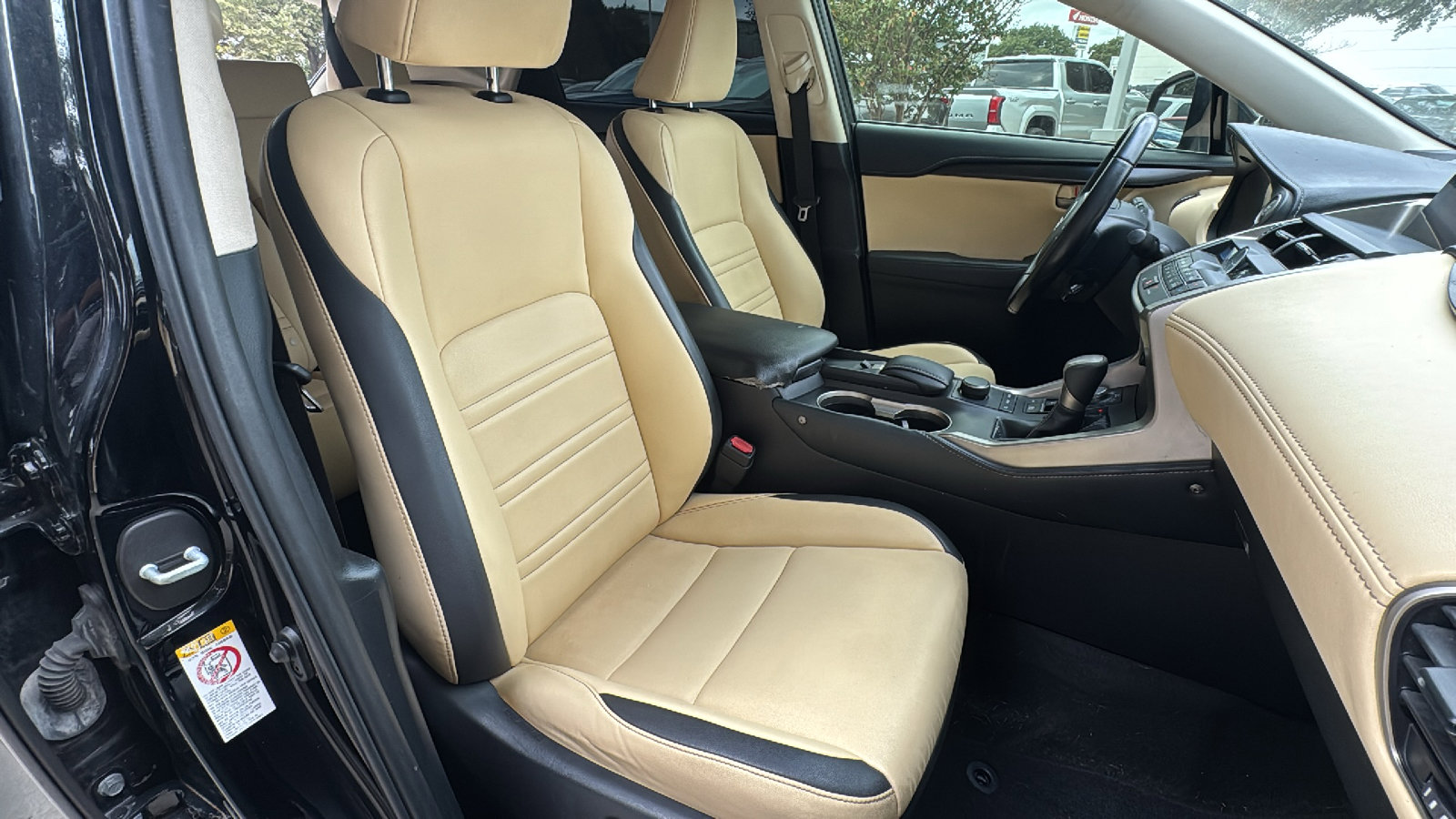 Used 2015 Lexus NX 200t FWD image 31