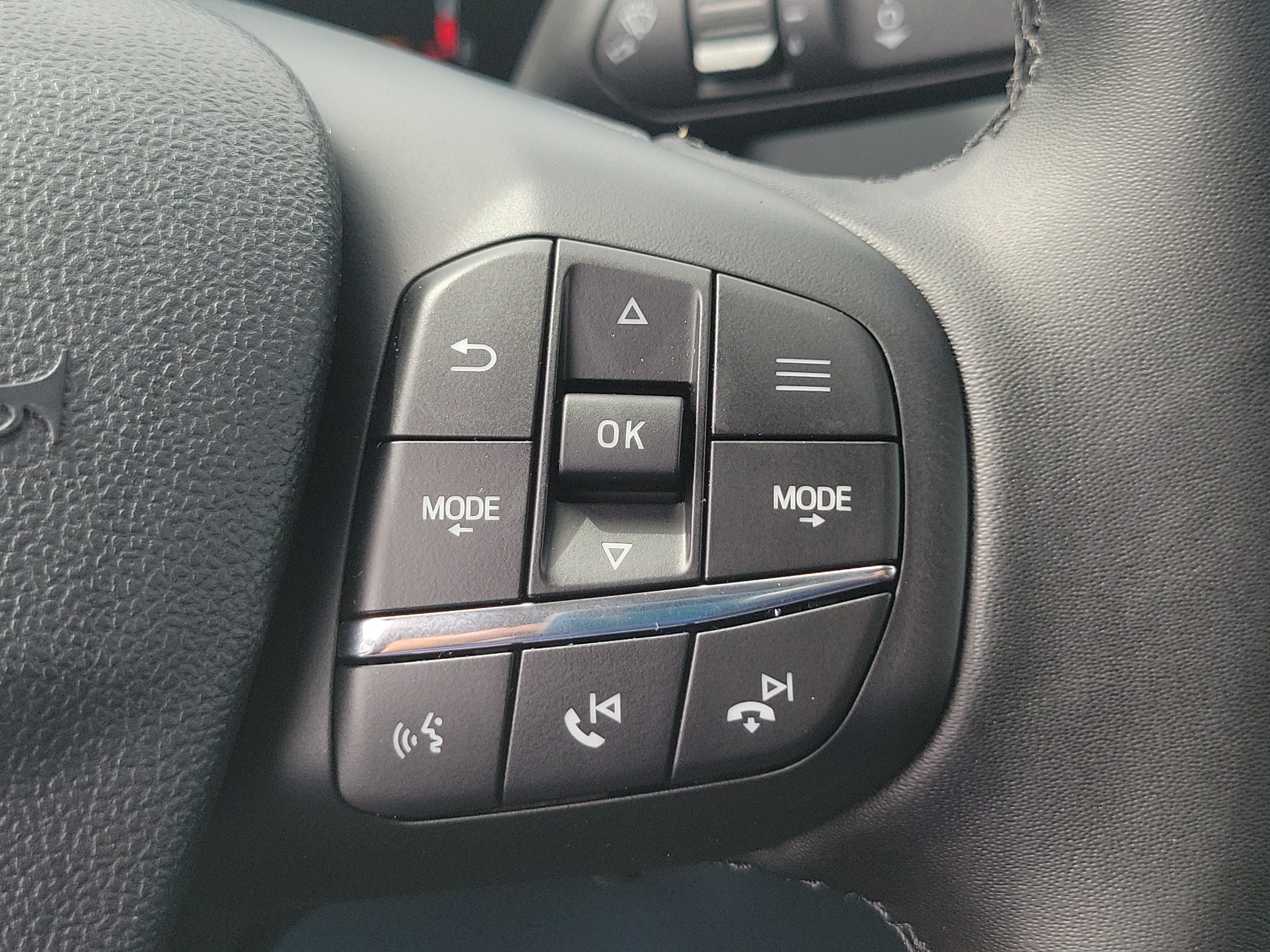 New 2026 Ford Maverick Lariat w/ Black Appearance Package AWD/4WD image 29