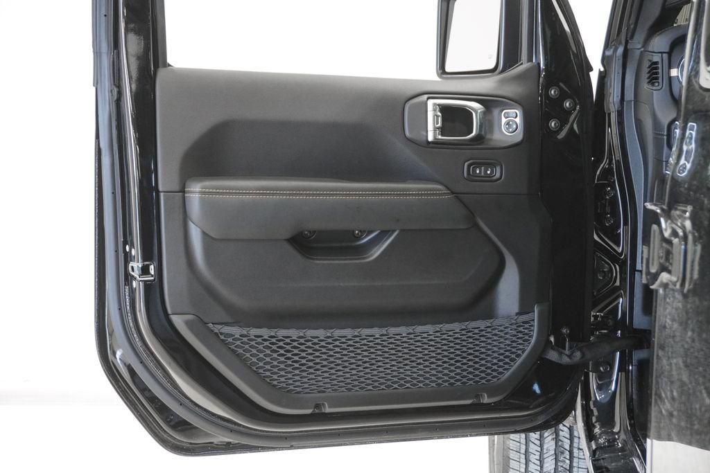 New 2026 Jeep Gladiator Sport image 13