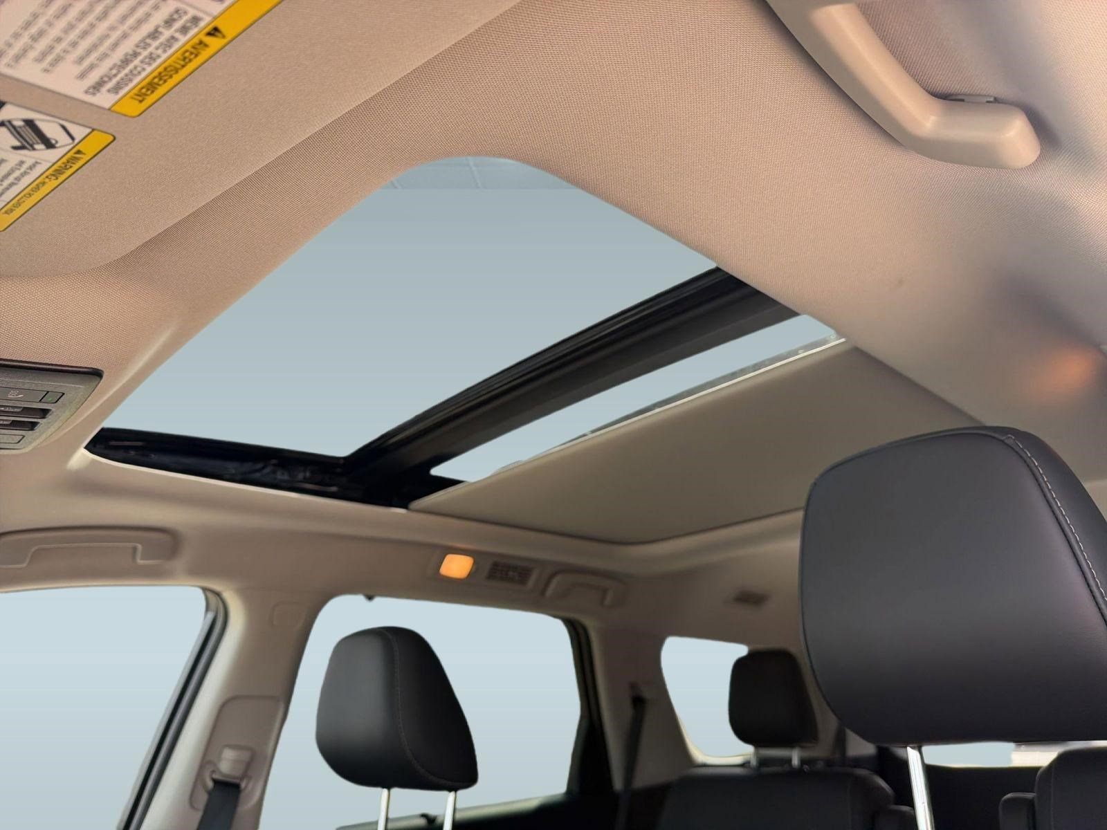 New 2026 Nissan Pathfinder Platinum image 16