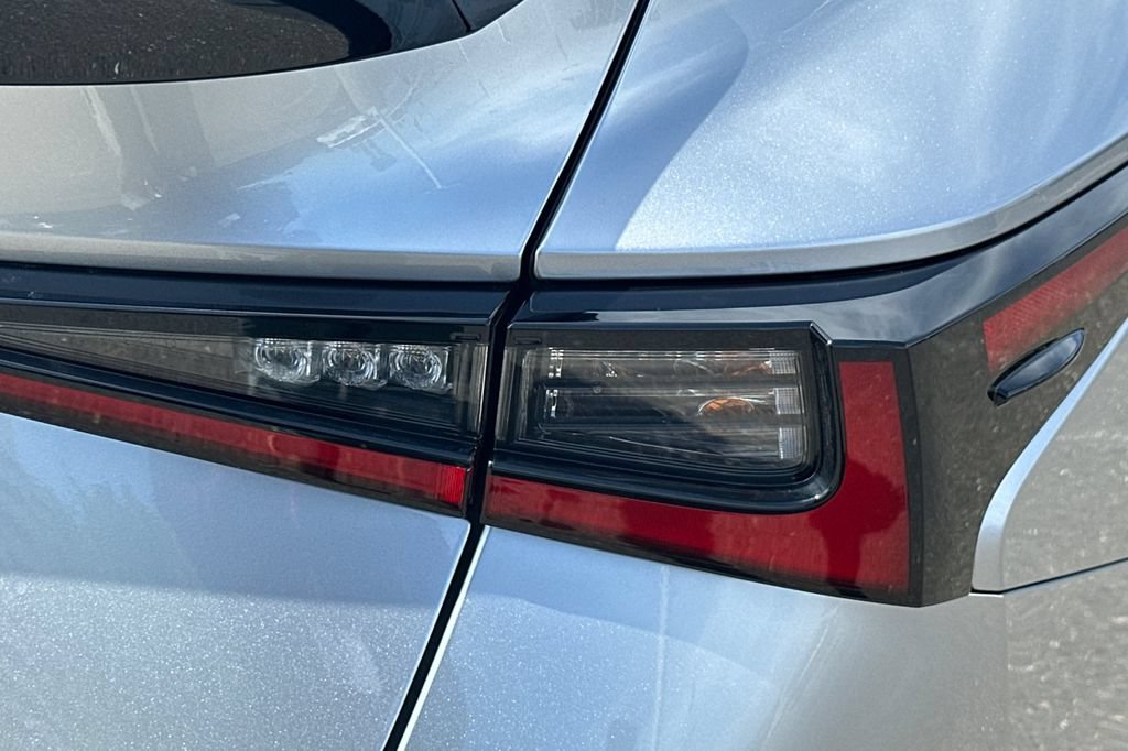 New 2026 Lexus IS 350 F Sport RWD image 25