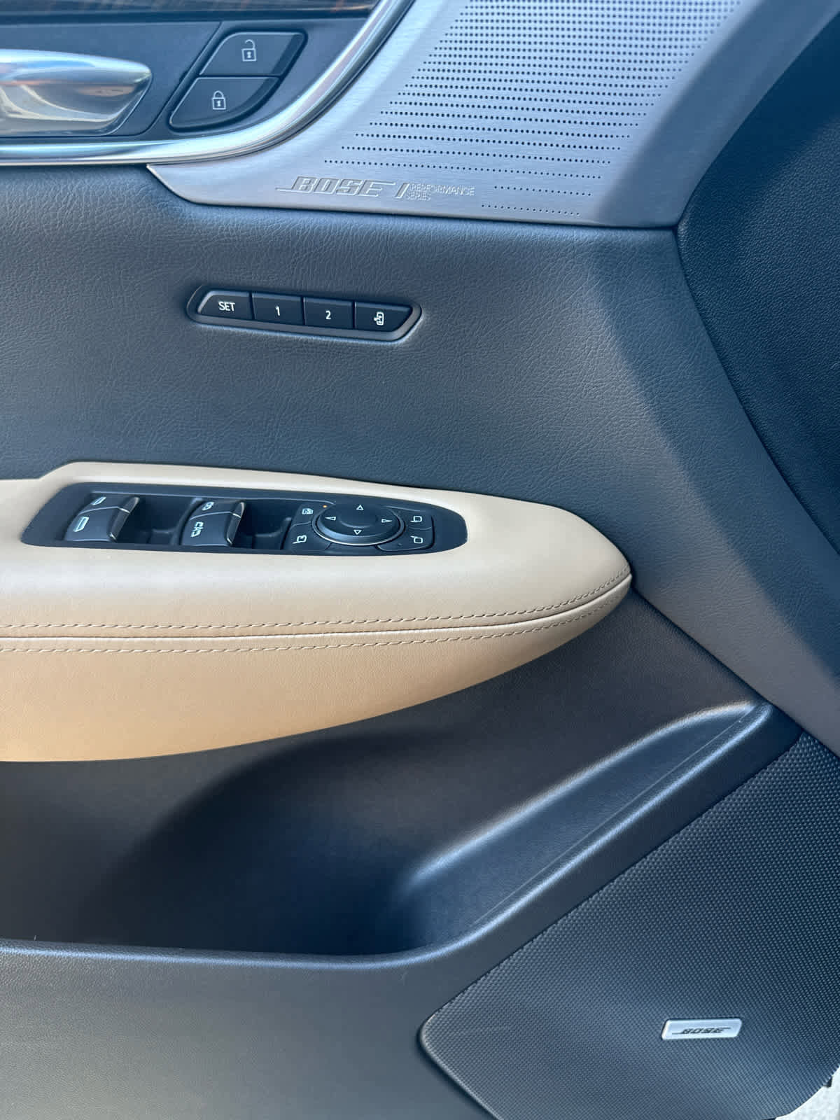 Used 2023 Cadillac XT6 Premium Luxury w/ Platinum Package image 14