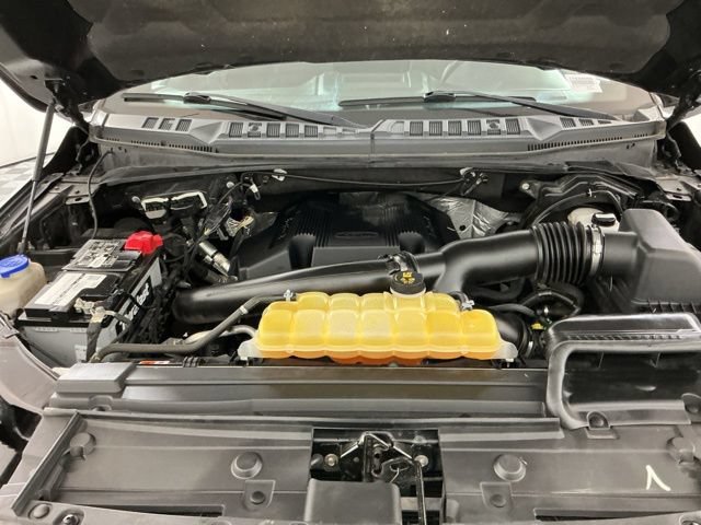 Used 2018 Ford F150 XLT w/ Equipment Group 302A Luxury AWD/4WD image 29