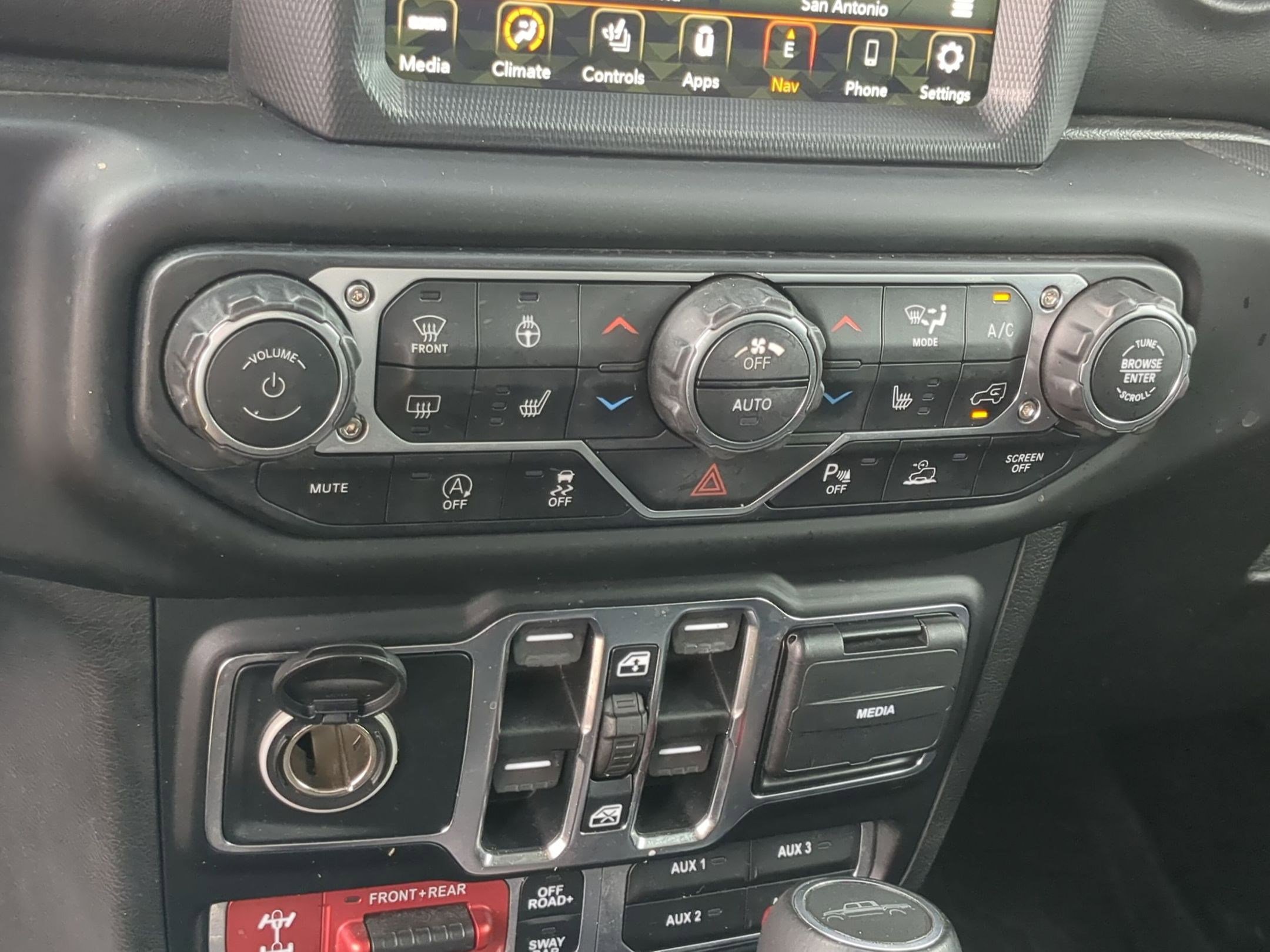 Used 2020 Jeep Gladiator Rubicon image 18