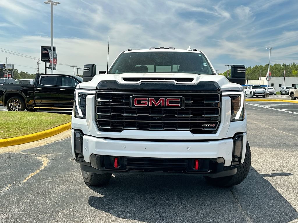Used 2024 GMC Sierra 2500 AT4 w/ AT4 Premium Plus Package image 5
