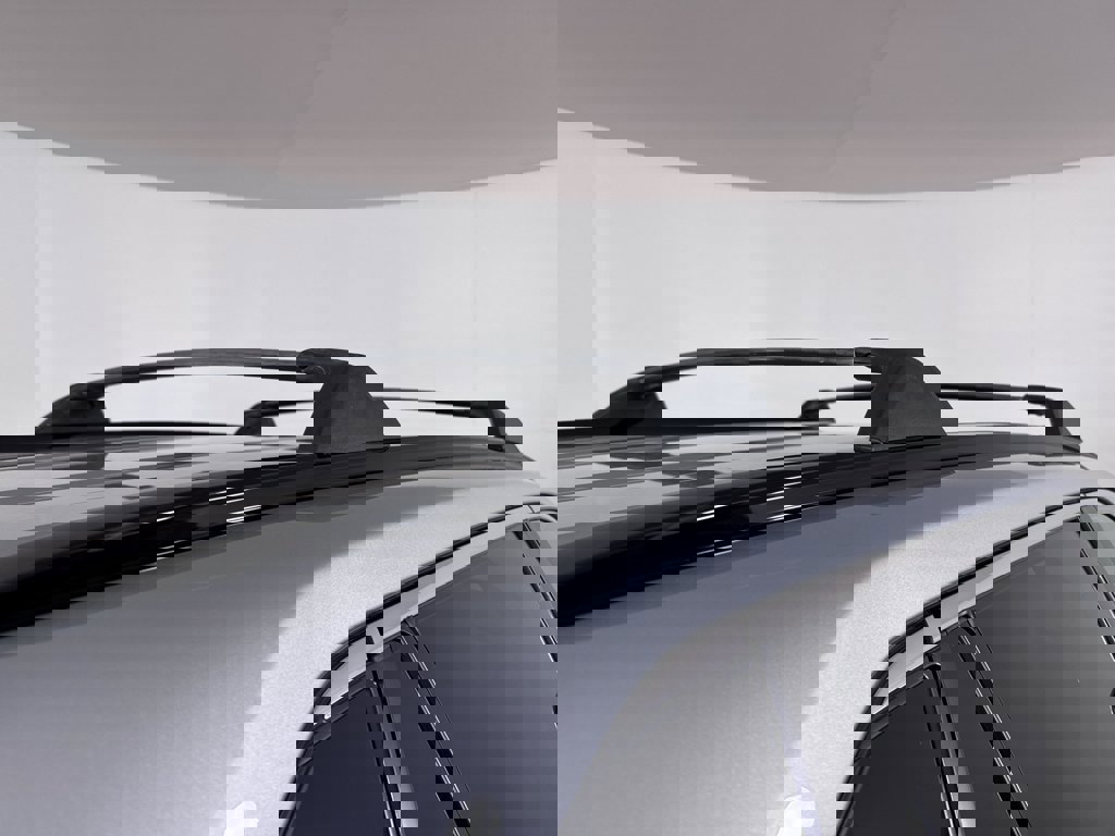 Used 2024 Toyota RAV4 XLE w/ Convenience Package image 10