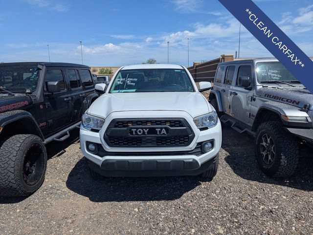 Used 2022 Toyota Tacoma SR5 RWD image 3