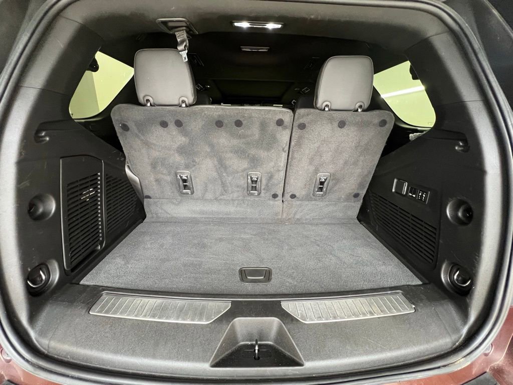 Used 2023 GMC Yukon AT4 image 7