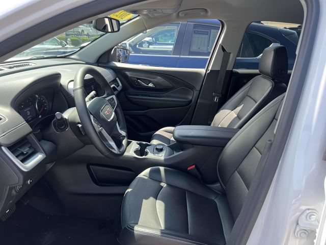 Used 2023 GMC Terrain SLT AWD/4WD image 15