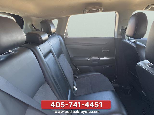 Used 2023 Mitsubishi Outlander Sport LE AWD/4WD image 17