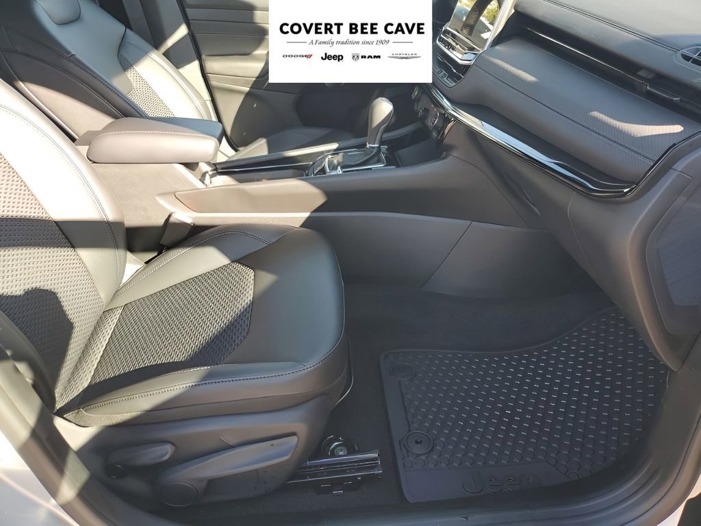 New 2026 Jeep Compass Latitude w/ Quick Order Package 29K image 16