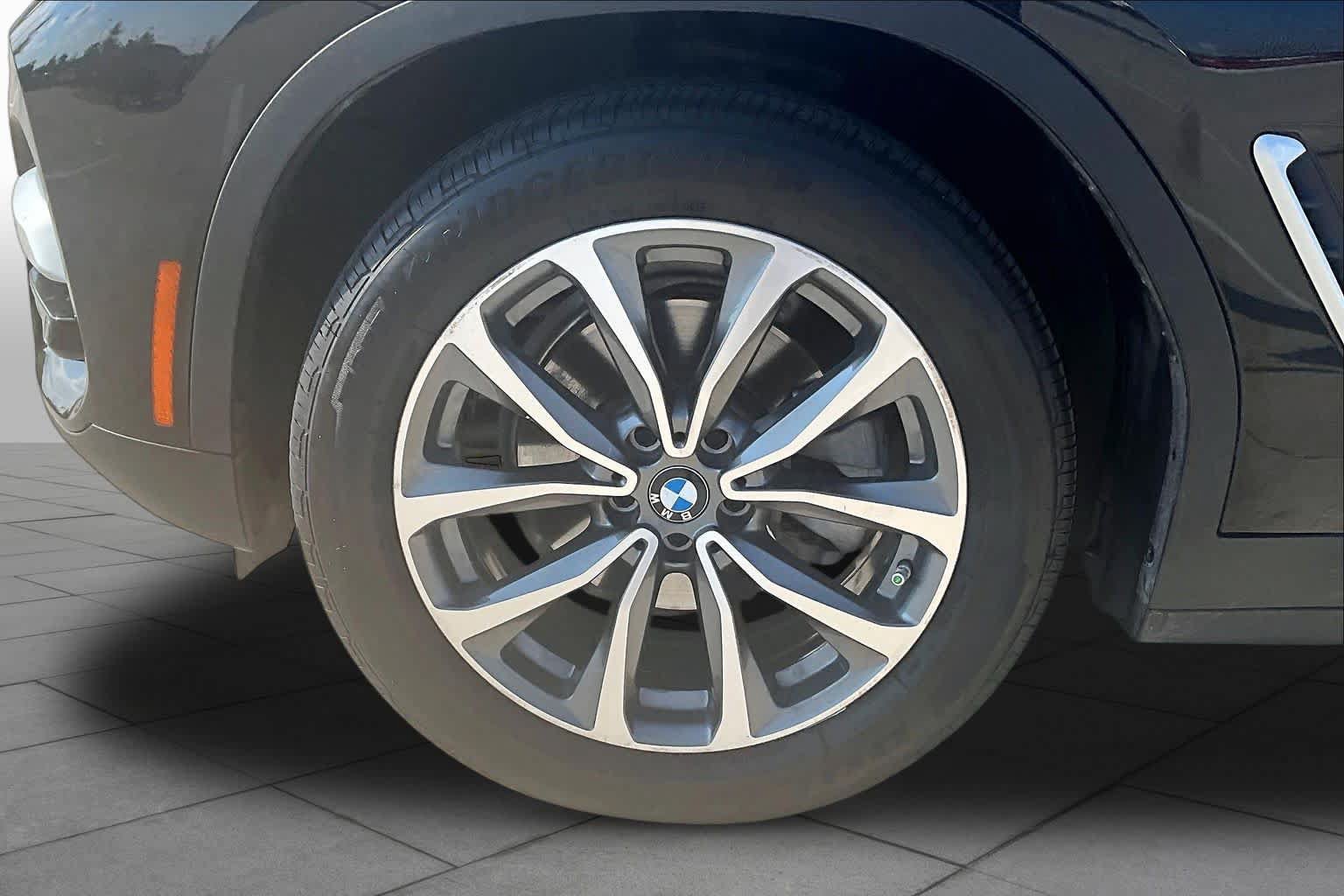 Used 2019 BMW X3 sDrive30i w/ Premium Package RWD image 10