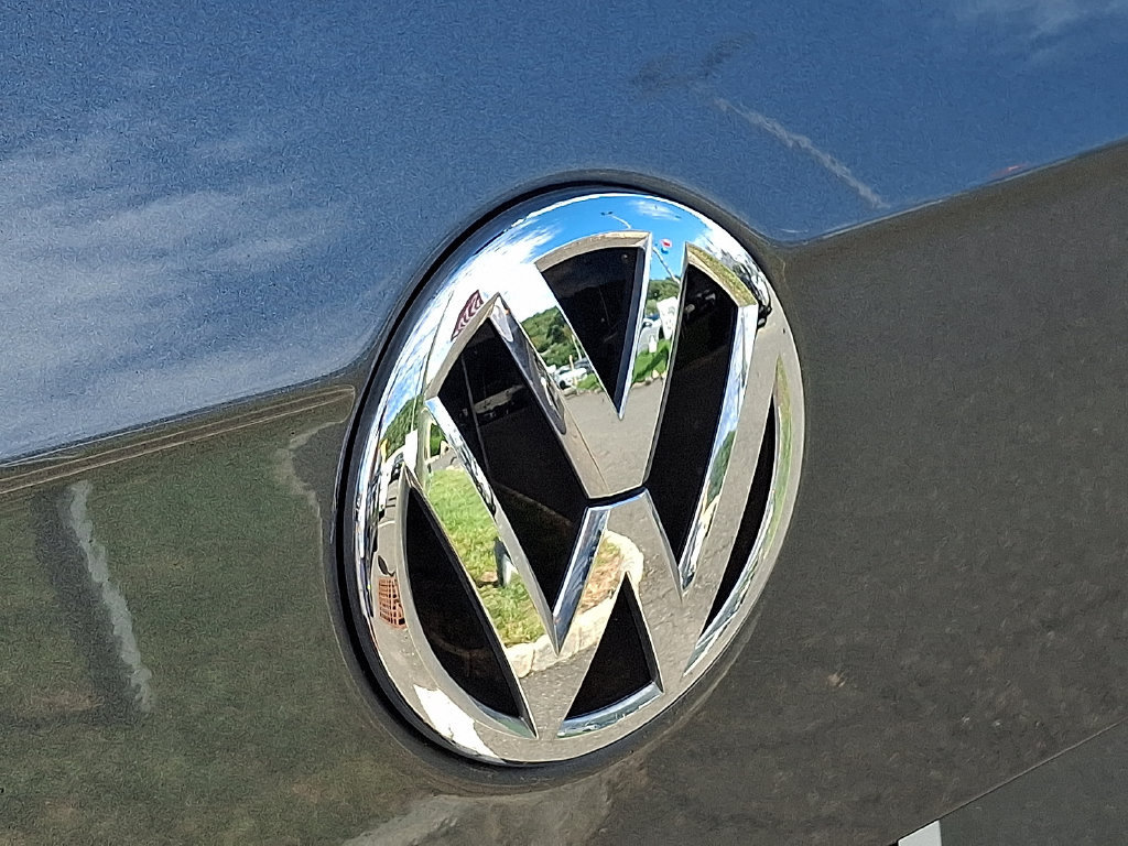 Used 2021 Volkswagen Tiguan SE R-Line AWD/4WD image 30