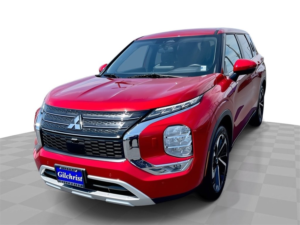 Used 2024 Mitsubishi Outlander SE