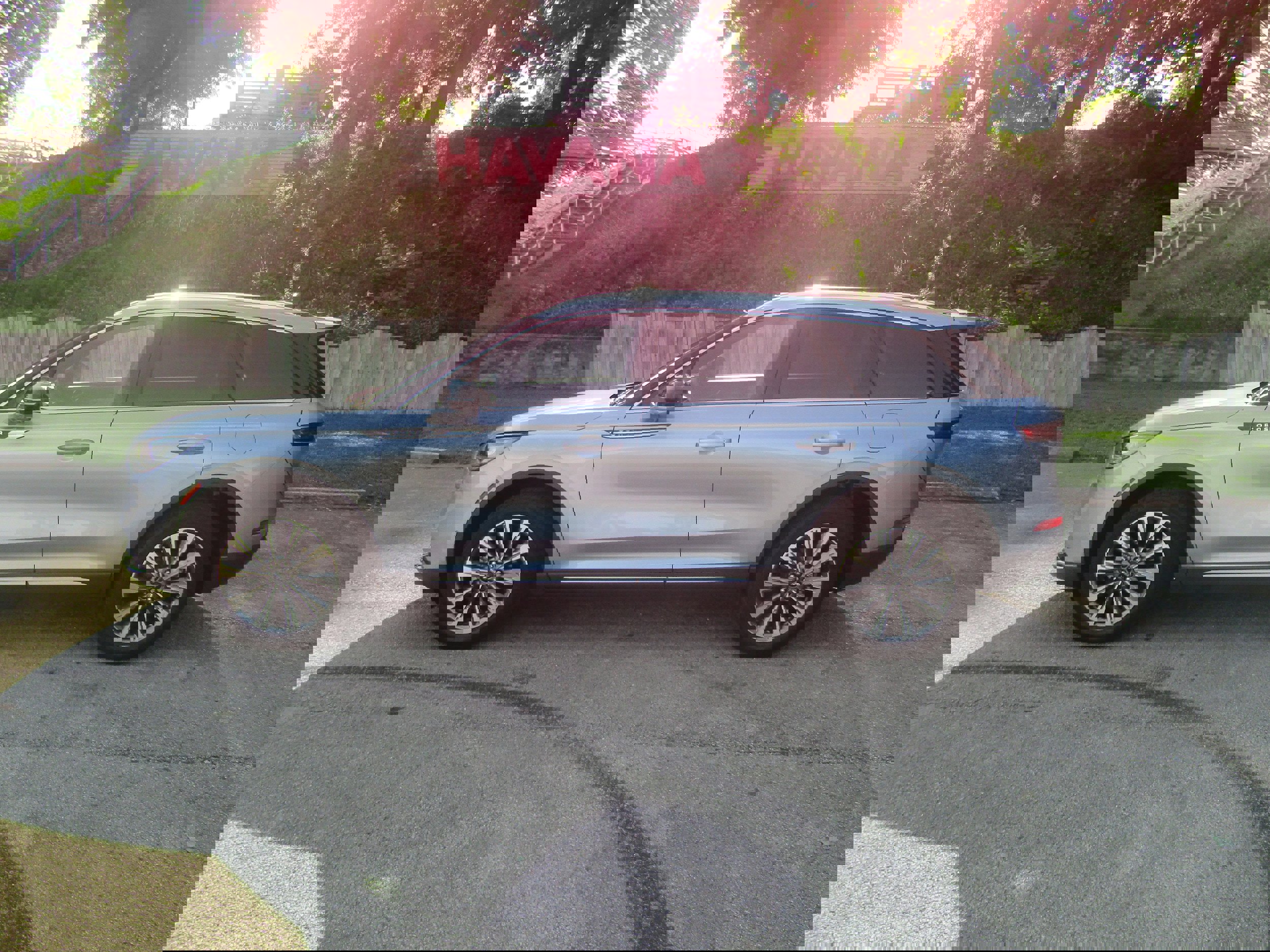 Used 2022 Lincoln Corsair Reserve w/ Equipment Group 201A image 1