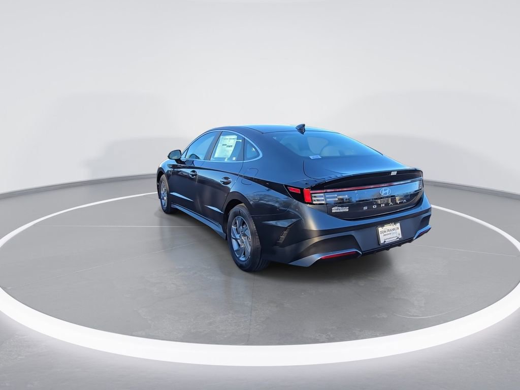 Used 2025 Hyundai Sonata SE image 7