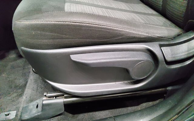 Used 2023 Kia Sorento LX image 24