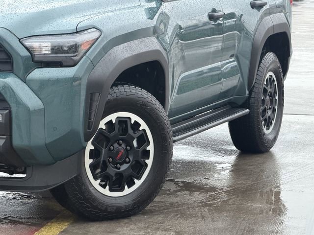 Used 2025 Toyota 4Runner TRD Off-Road AWD/4WD image 3