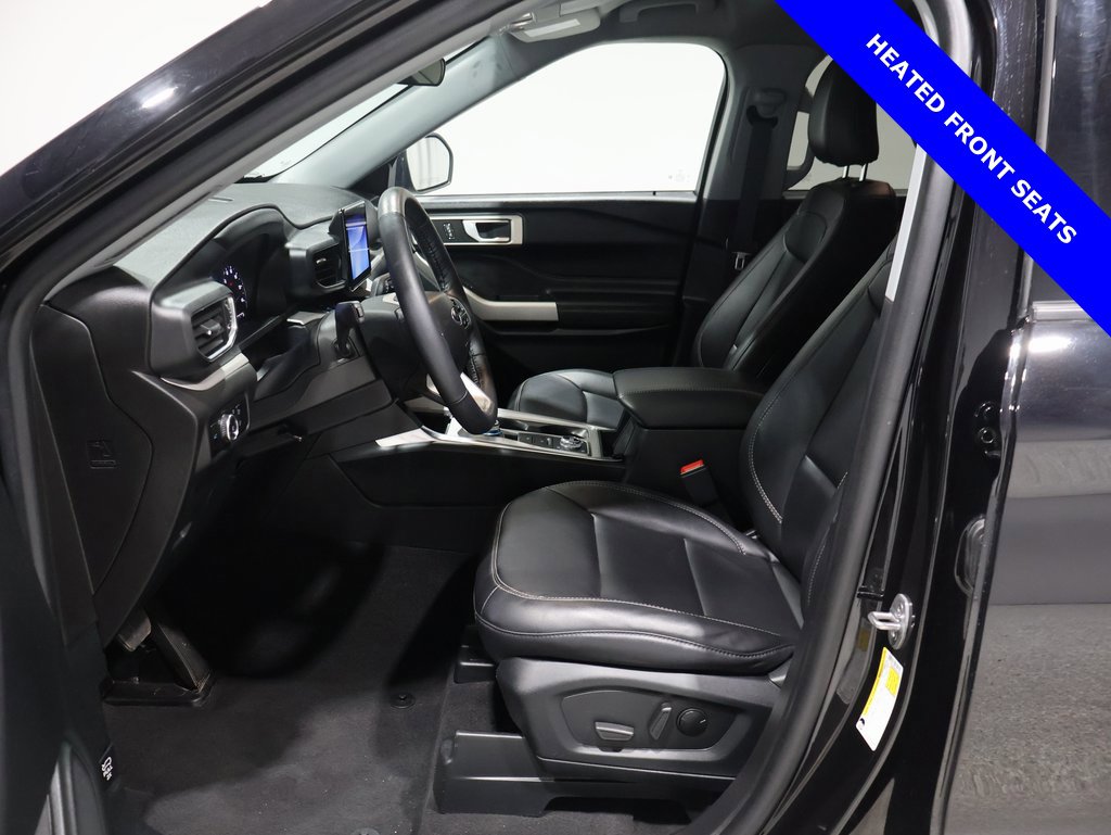 Used 2023 Ford Explorer XLT w/ Equipment Group 202A image 9