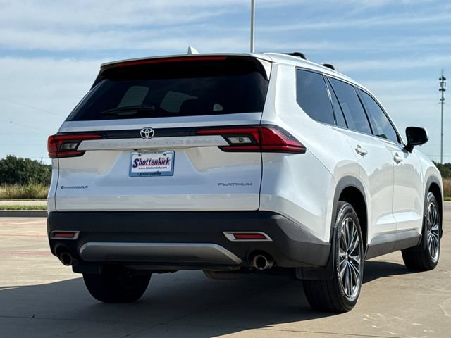Used 2025 Toyota Grand Highlander AWD Hybrid image 8